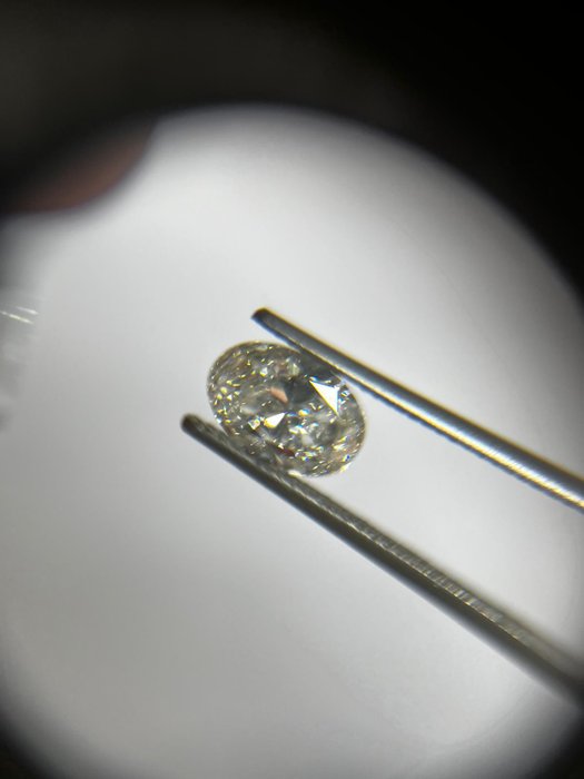 1 pcs Diamant  (Natur)  - 1.04 ct - Oval - G - VVS2 - Gemological Institute of America (GIA)