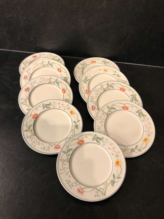 Villeroy  Boch - Bordservice (9) - Konditorsæt / Muntere wienerbrødstallerkener - Albertina - Fajance