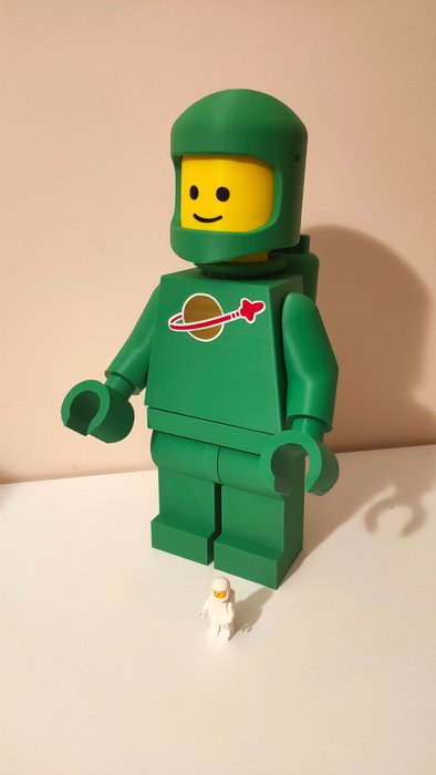 Handmade item - Handmade item Mega Figure LEGO Space Verde/Green Spaceman Classic - Italien