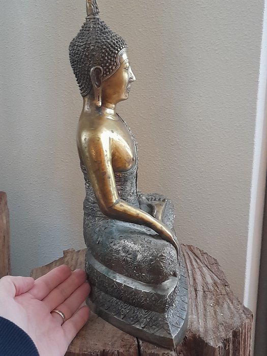 Grote zittende Boeddha - Varada mudra - Statue - Thailand  (Ingen mindstepris)