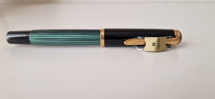 Pelikan - Pelikan M400 Pennino M  Oro 14 CT - Fyldepen