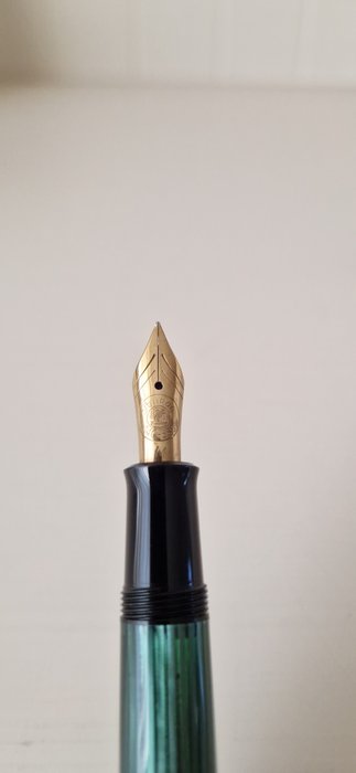 Pelikan - Pelikan M400 Pennino M  Oro 14 CT - Fyldepen