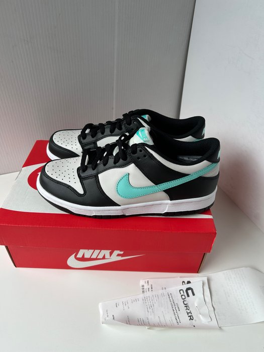 Nike - Sneakers - Størelse: Shoes / EU 39