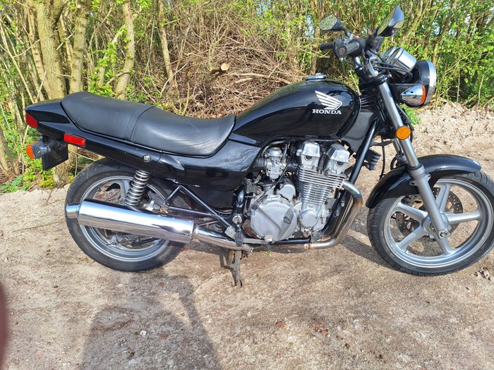 Honda - CB SevenFifty - 750 cc - 1996