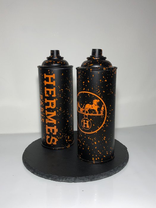 GF Exclusives - Hermès Spraycans + Base