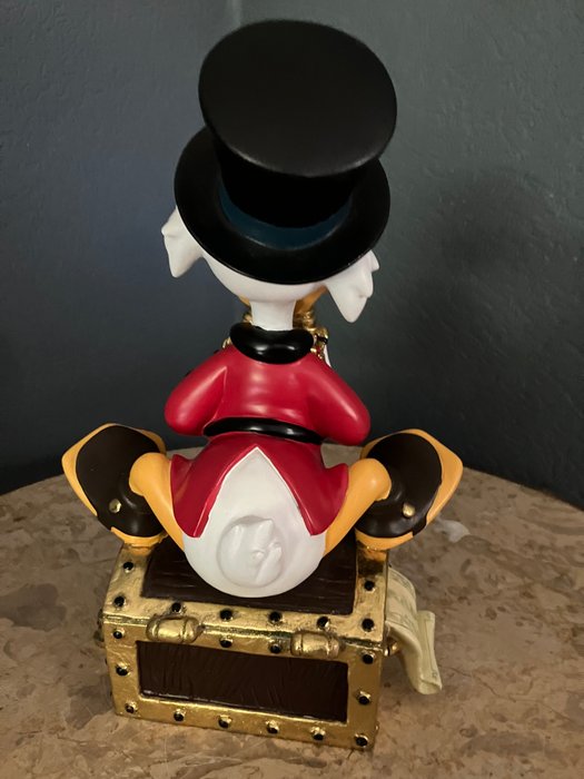 Uncle Scrooge - Sitting on a Treasure Box (small version)