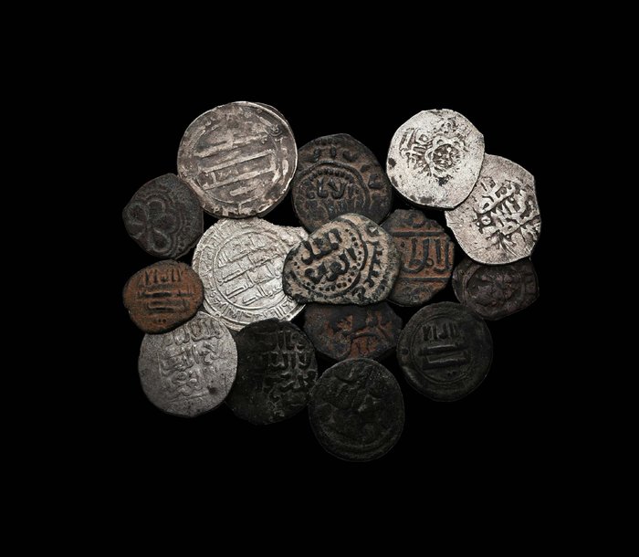 Islamiske imperium (middelalder). Lot of 15 Coins Various dates and mints  (Ingen mindstepris)