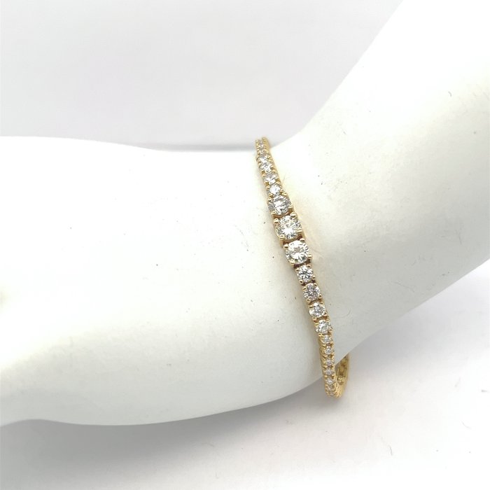 Armbånd - 14 karat Gulguld -  5.63ct. tw. Diamant (Natur)