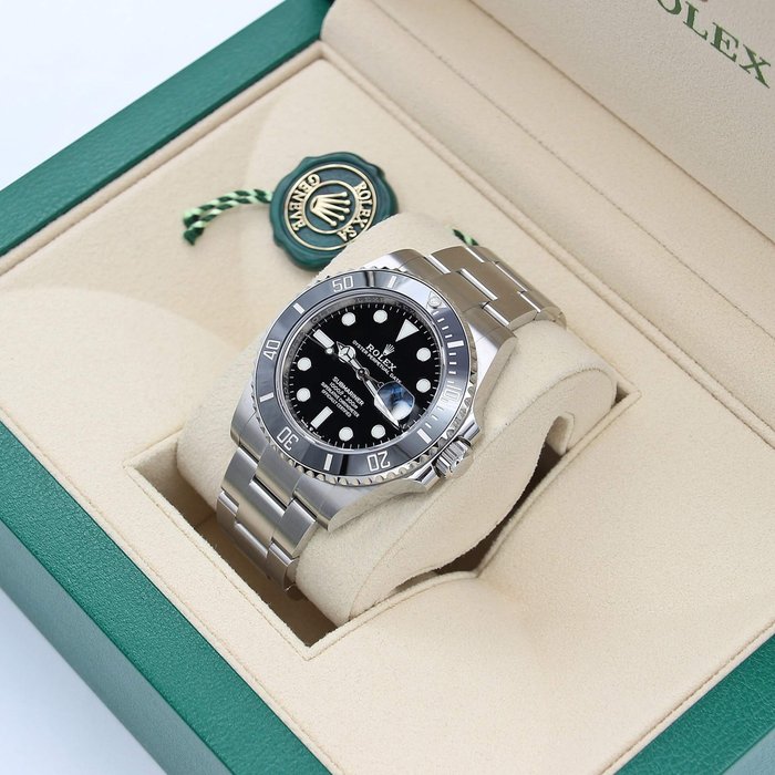 Rolex - Submariner Date 41 - 126610LN - Mænd - 2011-nu