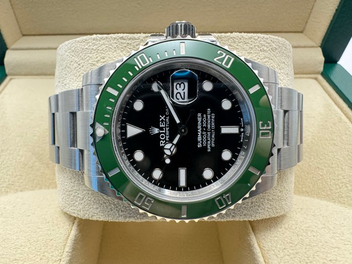 Rolex - Submariner Date - 126610LV - Mænd - 10-2024