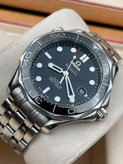 Omega - Seamaster Diver 300M - 21230412001003 - Mænd - 2011-nu