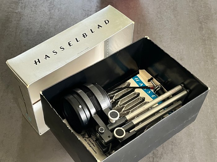 Hasselblad Bellows Extension ( code : 40223 ) + Double cable release + Instructions + box. 120/mellemformat kamera  (Ingen mindstepris)