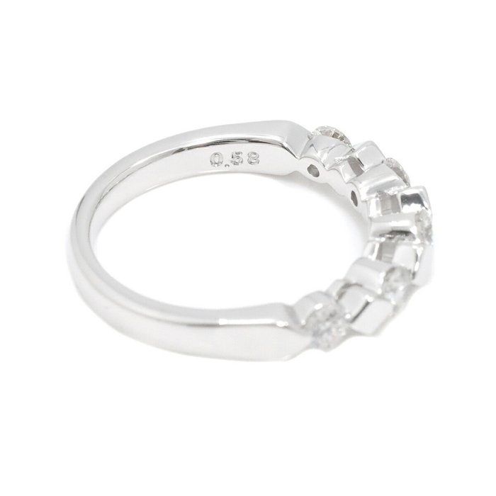 Tasaki - Ring - 18 kraat Hvidguld