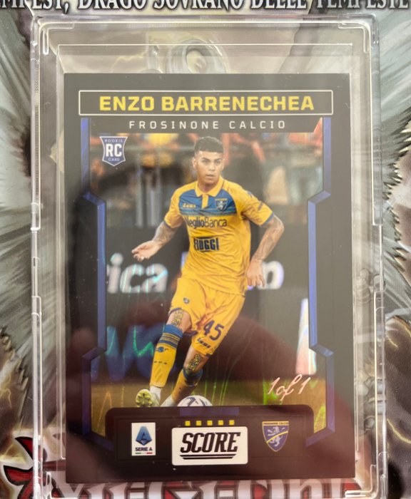 2023/24 Panini Score Serie A Calhanoglu, Koopmeiners autos, Barrenechea 1/1 - 1 Mixed collection - Næsten så god som ny (NM)