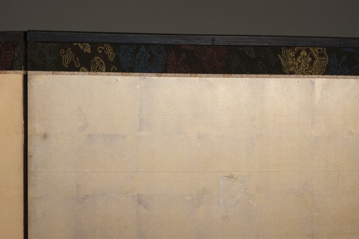 Byôbu 屏風 (foldeskærm) - Papir, lakeret træ, bladguldsølv - Tosa School - Japan - 1800-tallet (sen Edo-periode/tidlig Meiji-periode)