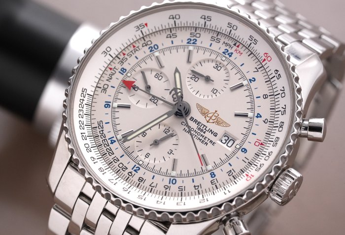 Breitling - Navitimer World Jorge Chavez Limited Edition ''100th Anniversary of the Crossing of the Alps'' - A24322 - Mænd - 2000-2010