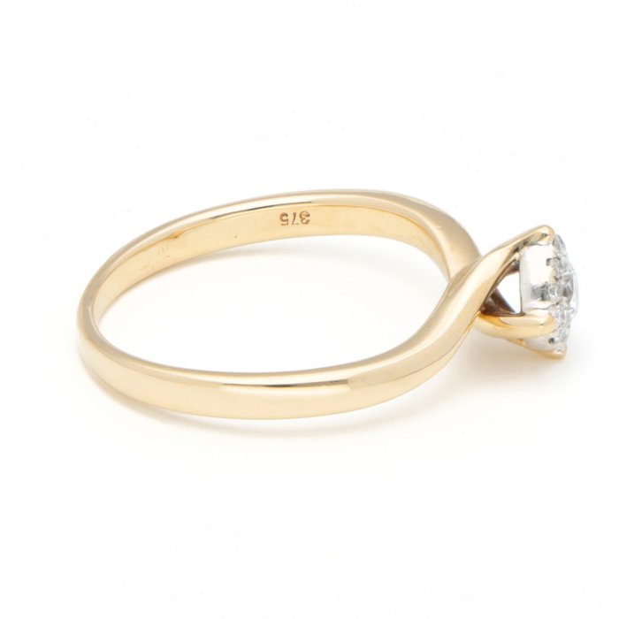 Ingen mindstepris - Ring - 9 kt. Gulguld Diamant (Natur)