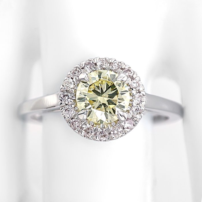 Ingen mindstepris - Ring - 14 karat Hvidguld -  0.85ct. tw. Gul Diamant (Naturfarvet) - Diamant