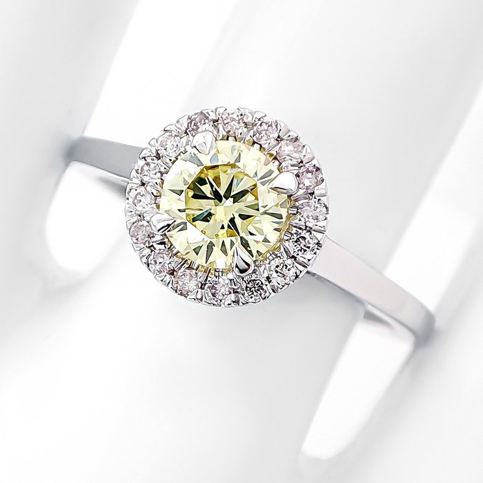 Ingen mindstepris - Ring - 14 karat Hvidguld -  0.85ct. tw. Gul Diamant (Naturfarvet) - Diamant