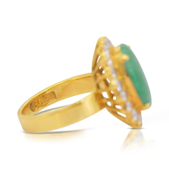 Ring - 21 kt. Gulguld -  3.71ct. tw. Jade - Diamant