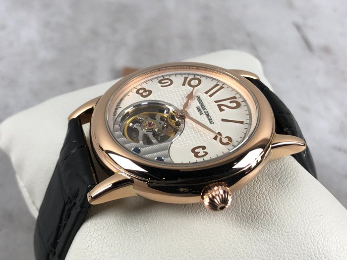 Frédérique Constant - Heart Beat Classic Manufacture 18K gold Limited Edition - FC-910X3H9 - Mænd - 2011-nu