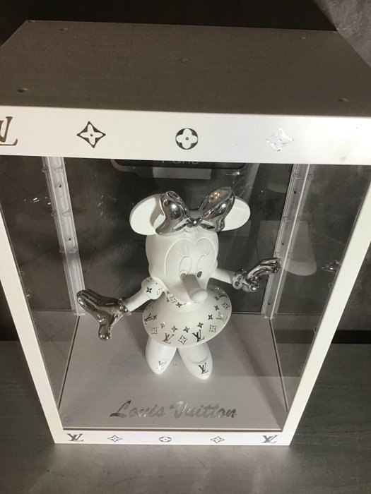 Ydderf - Vitrine Mickey Minnie Mouse "Minnie va au bal" Louis Vuitton