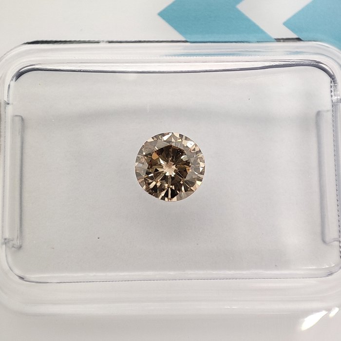 Ingen mindstepris - 1 pcs Diamant  (Naturfarvet)  - 0.47 ct - Rund - Fancy Brun - I1 - International Gemological Institute (IGI)