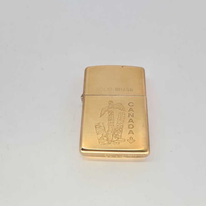 Zippo - Canada - Lighter - Messing