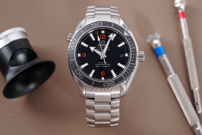 Omega - Seamaster Planet Ocean 600M - 232.30.42.21.01.003 - Mænd - 2011-nu