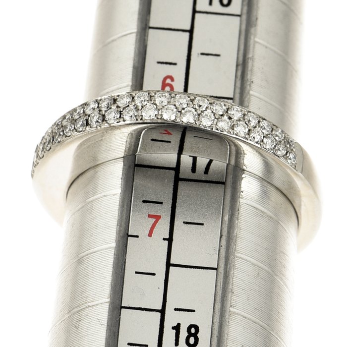 Ring - 18 kraat Hvidguld Diamant (Natur)