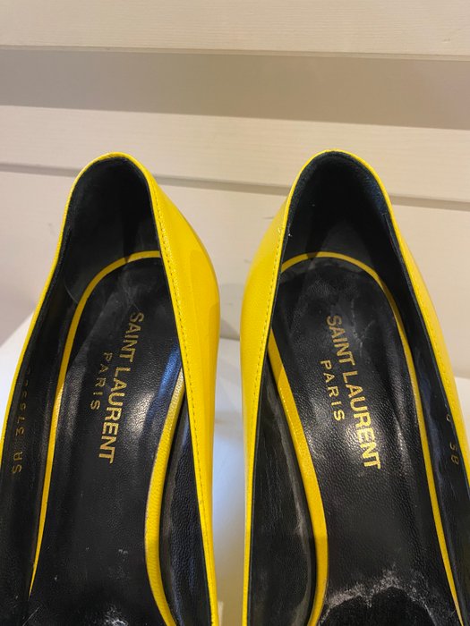 Saint Laurent - Pumps - Størelse: EU 38