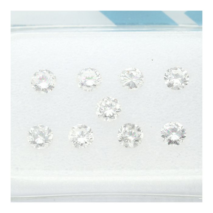 Ingen mindstepris - 9 pcs Diamant  (Natur)  - 0.71 ct - Rund - D (farveløs), E, F - I1 - International Gemological Institute (IGI)