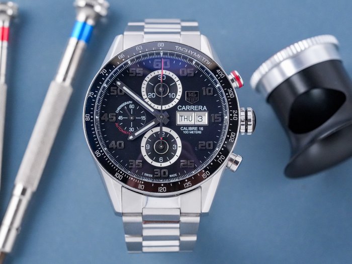 TAG Heuer - Carrera Calibre 16 Chronograph - Ingen mindstepris - CV2A1R - Mænd - 2011-nu