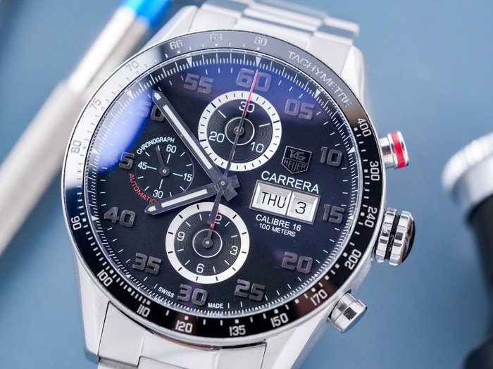 TAG Heuer - Carrera Calibre 16 Chronograph - Ingen mindstepris - CV2A1R - Mænd - 2011-nu