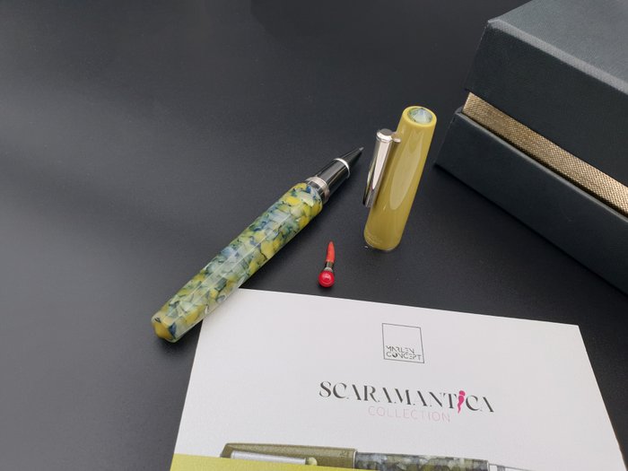 Marlen - Scaramantica (cornetto portafortuna nella clip) - Special edition - Green Topic - Rollerpen