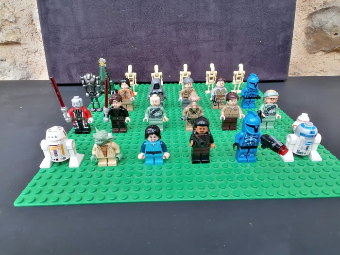 Lego - Lot de 25 Minifigs Lego Star Wars ; Anakin Skywalker ; R2D2 ; Boba Fett Young ; Yoda ; Dark Vador - 2000-2010 - Frankrig