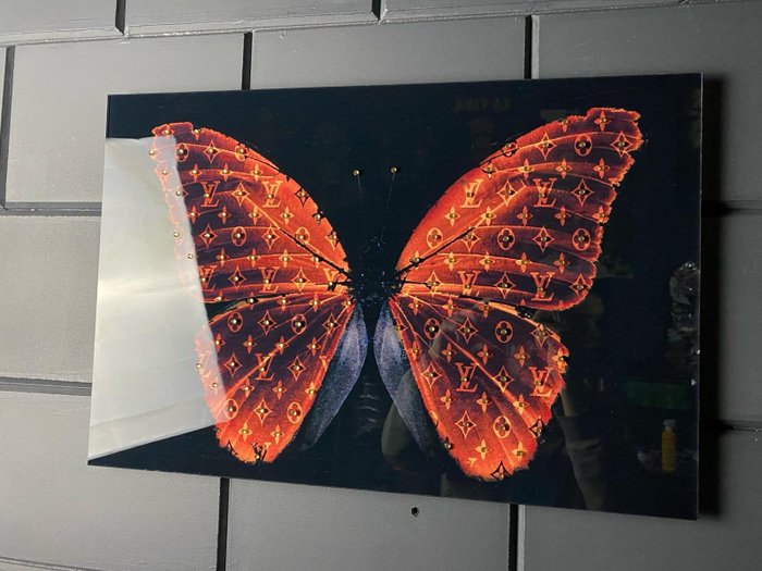 Mike Blackarts - Butterfly with diamonds plexiglass artwork