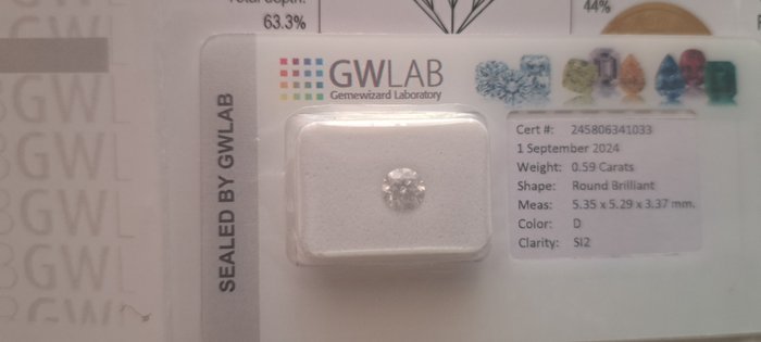 Ingen mindstepris - 1 pcs Diamant  (Natur)  - 0.59 ct - Rund - D (farveløs) - SI2 - Gemewizard Gemological Laboratory (GWLab)