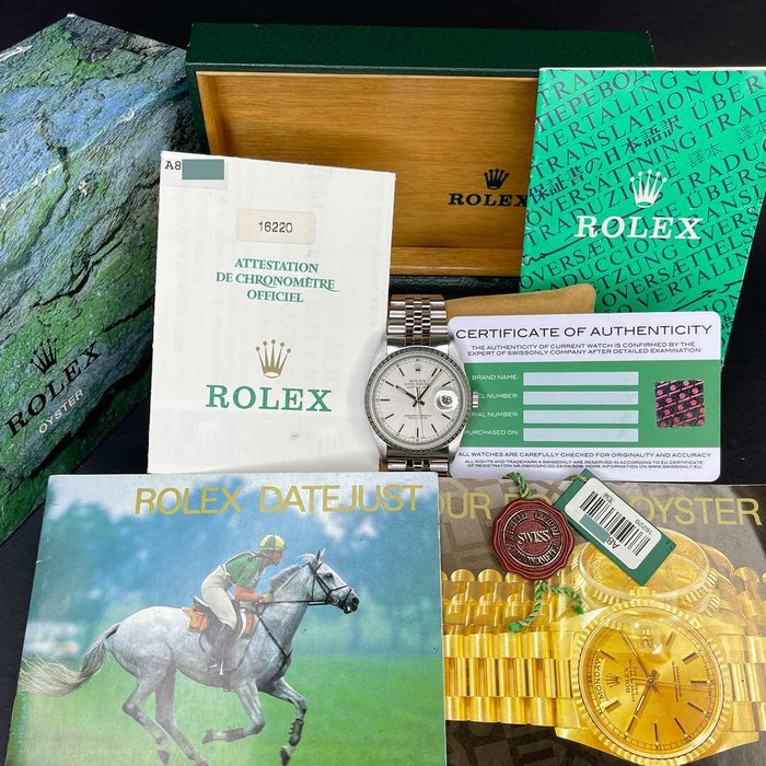 Rolex - Datejust - 16220 - Unisex - 1999