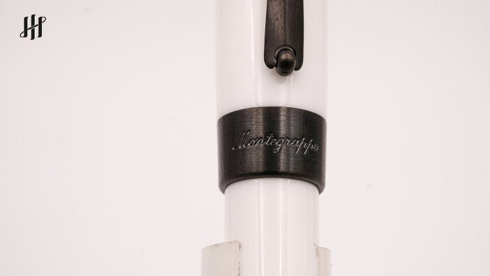 Montegrappa - Fortuna - Black  White (ISFORBLH) - Kuglepen