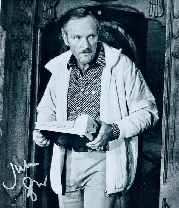 James Bond 007: For Your Eyes Only - Autograf Julian Glover, signed with COA