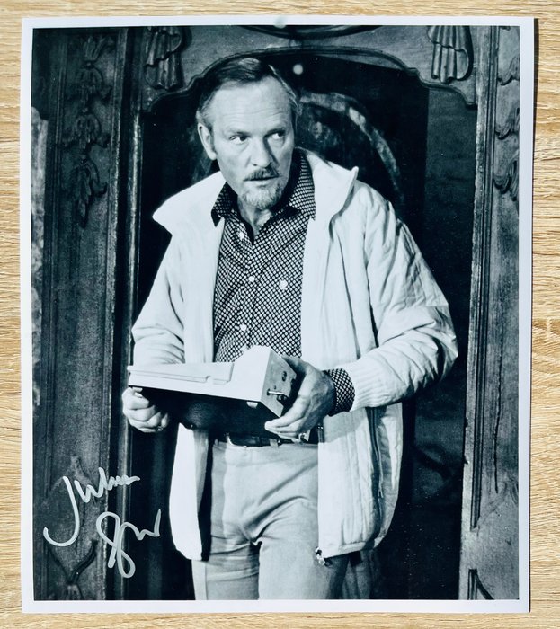 James Bond 007: For Your Eyes Only - Autograf Julian Glover, signed with COA