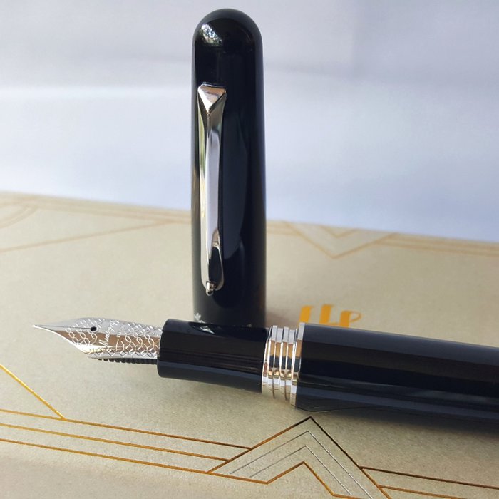 Montegrappa - Black - Silver - New - Fyldepen