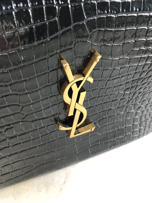 Yves Saint Laurent - Lou Medium Croc - Skuldertaske