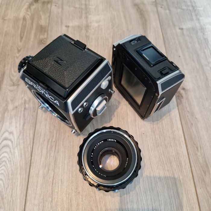 Bronica EC Mellemformat kamera