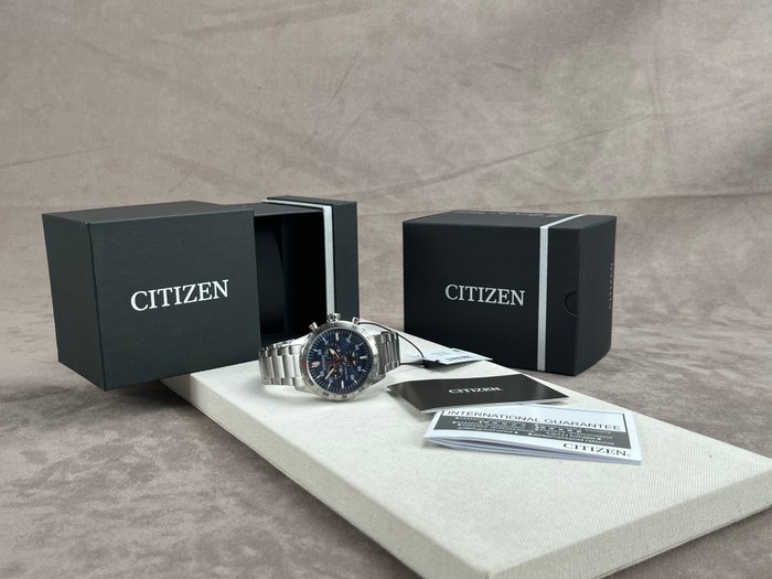 Citizen - Eco-Drive Chronograph Date - Ingen mindstepris - AT2520-89L - Mænd - 2011-nu