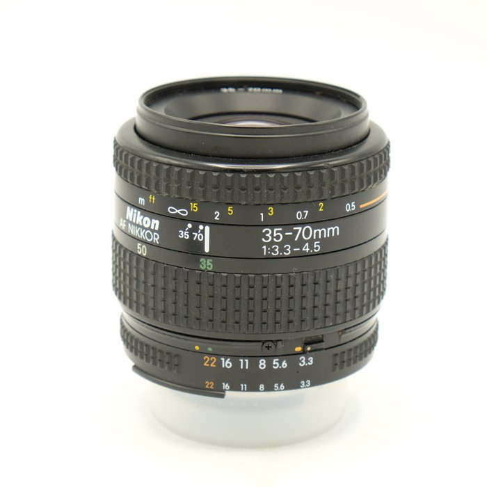 Nikon AF Nikkor 35-70mm F3.3-4.5   (7926) Zoomobjektiv