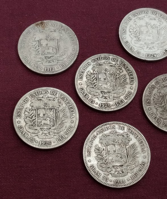 Venezuela. Lot comprising 6 Silver Coins. 5 Bolivares. All different.