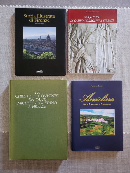 Lot with 4 books on Florence - 1984