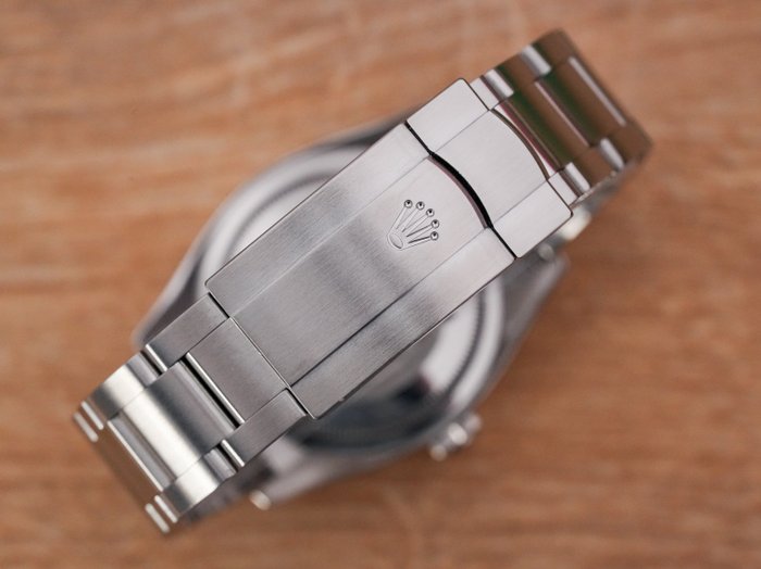 Rolex - Oyster Perpetual - 126000 - Mænd - 2011-nu